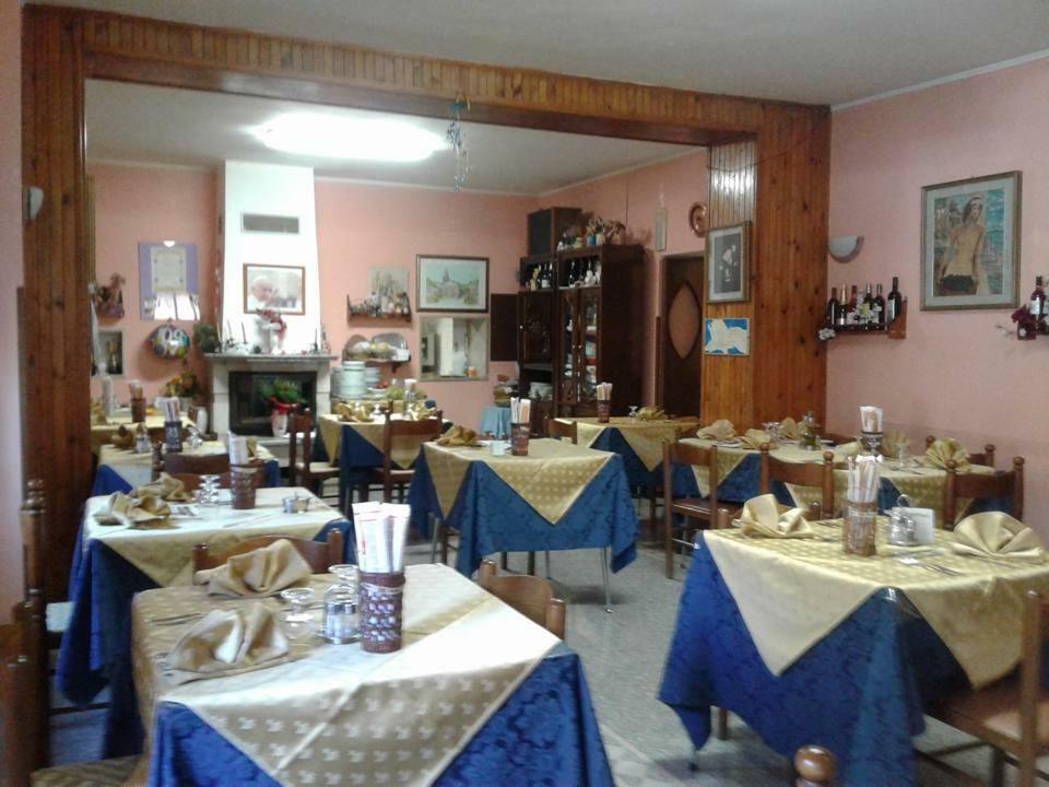 La Lucciola Albergo Ristorante Тальякоццо Экстерьер фото